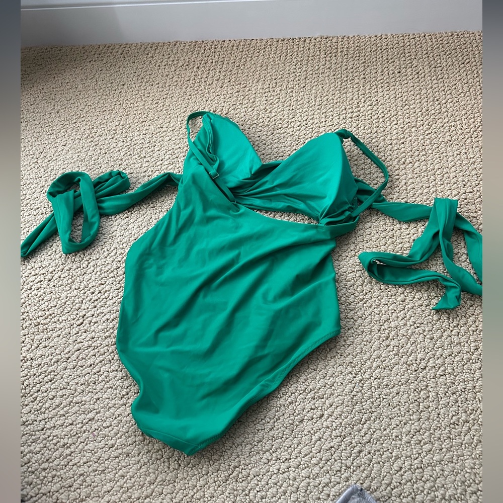Aerie Emerald Green Swimsuit - Picture 3 of 6